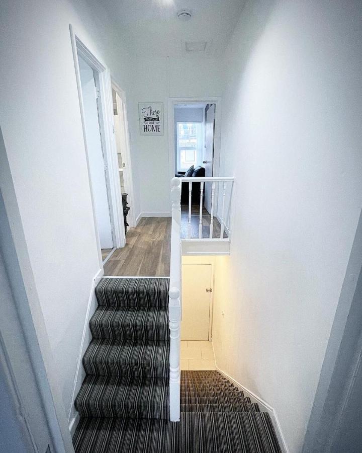 Ak Serviced Apartments - Exclusive Two-Bedroom Apartment Cardiff Exterior photo